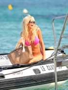 Victoria Silvstedt sexy bikini