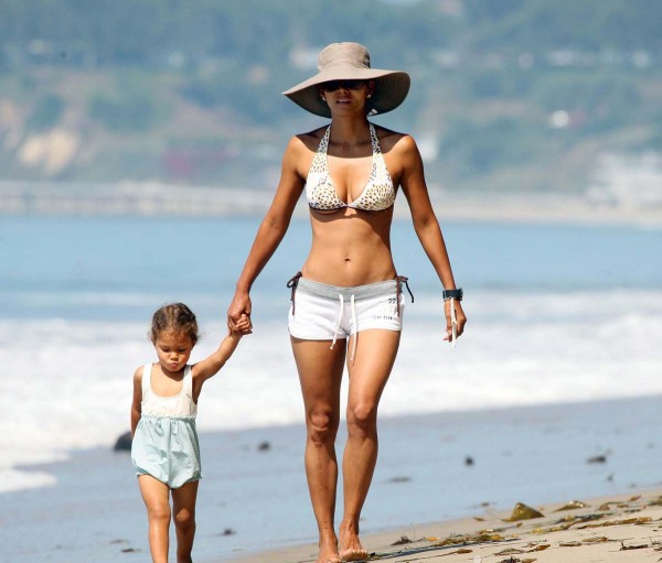 Halle Berry bikini Halle Berry bikini