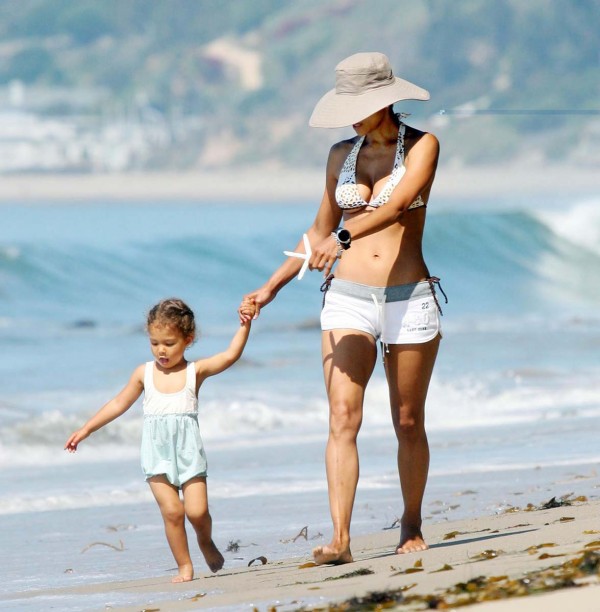 Halle Berry gallery Halle Berry gallery