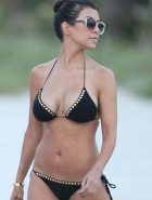 Kourtney Kardashian hot body