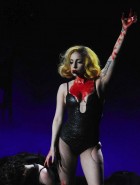 Lady Gaga nipple