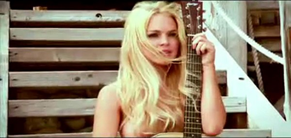 Lindsay Lohan boobies Lindsay Lohan boobies