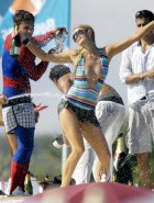 Paris Hilton bikini pics