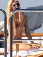 Paris Hilton nude