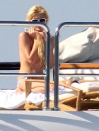 Paris Hilton oops