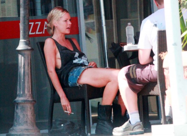 Sophie Monk sideboob Sophie Monk sideboob