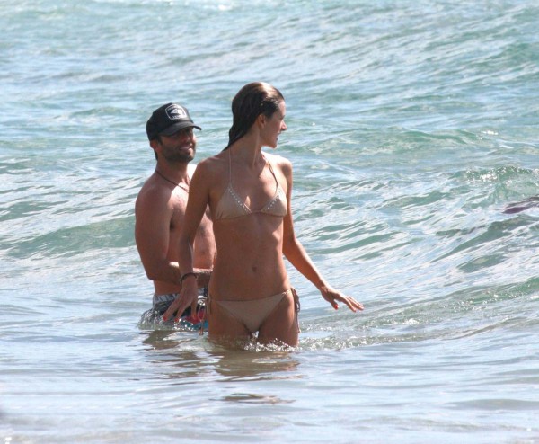 Alessandra Ambrosio hot bikini Alessandra Ambrosio hot bikini