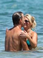 Britney Spears nipples in a bikini