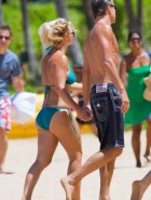 Britney Spears nipples in a bikini
