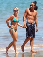 Britney Spears nipples in a bikini