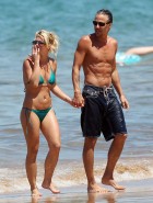 Britney Spears nipples in a bikini