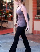 Hilary Duff hot boobs Hilary Duff hot boobs