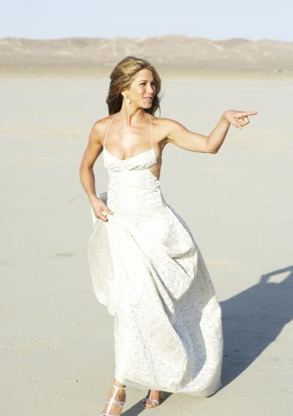 Jennifer Aniston Cleavage