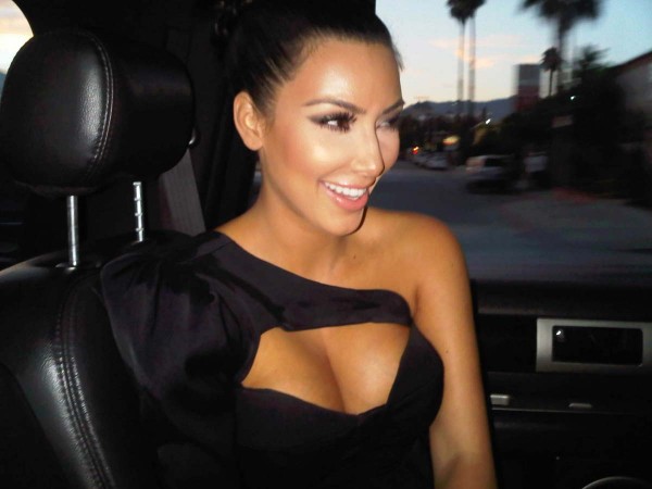 Kim Kardashian twitter Kim Kardashian twitter