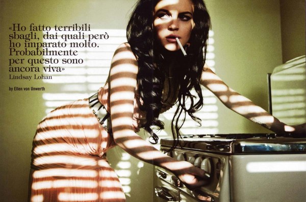 Lindsay Lohan smoking Lindsay Lohan smoking