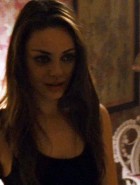Natalie Portman And Mila Kunis lesbian kiss
