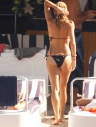Sienna Miller hot in bikini