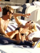 Sienna Miller hot in bikini