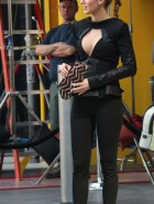 Blake Lively cleavage Blake Lively cleavage