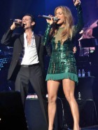 Jennifer Lopez leggy