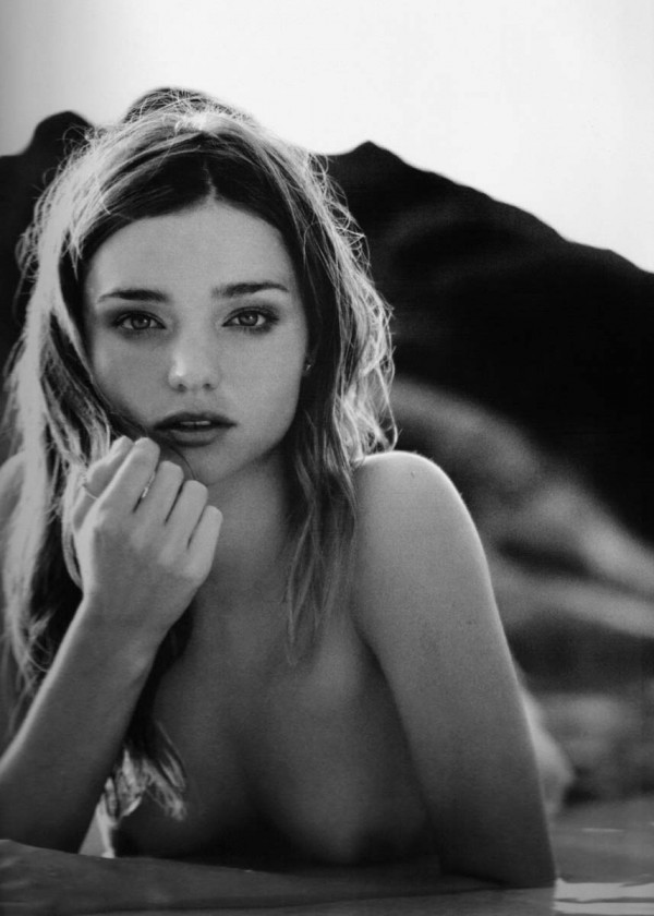 Miranda Kerr nude