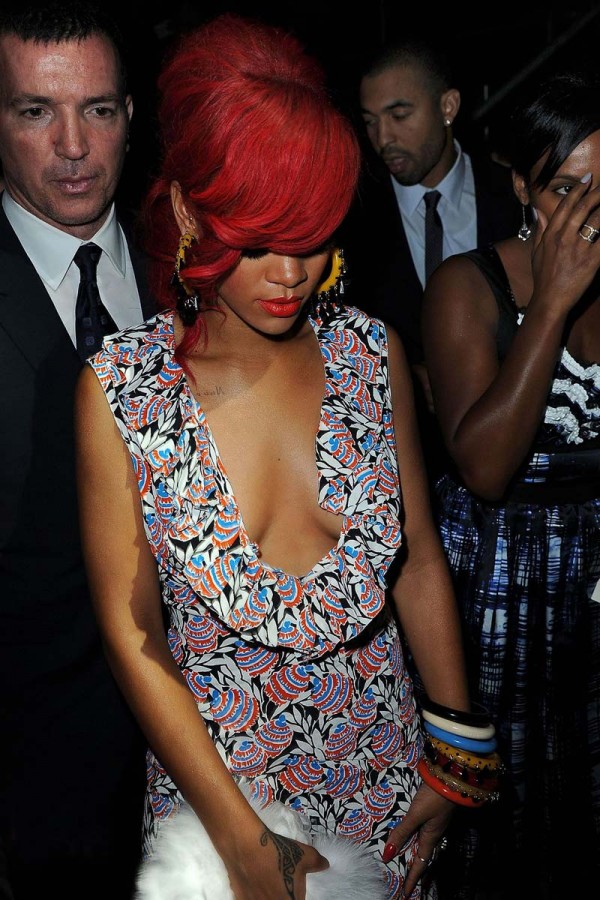 Rihanna big tits Rihanna big tits