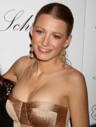 Blake Lively boobs