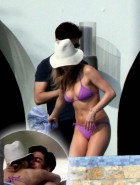 Jennifer Aniston bikini pics