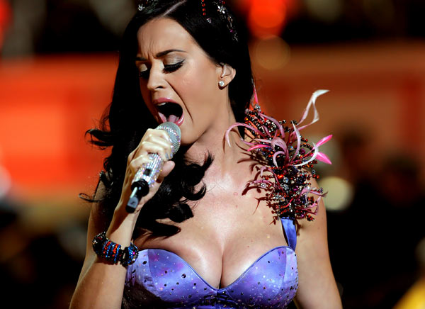 sexy Victoria's Secret Angels was Katy Perry and her big fat cleavage