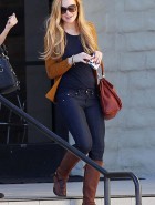 Lindsay Lohan hot booty jeans