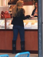 Lindsay Lohan hot booty jeans