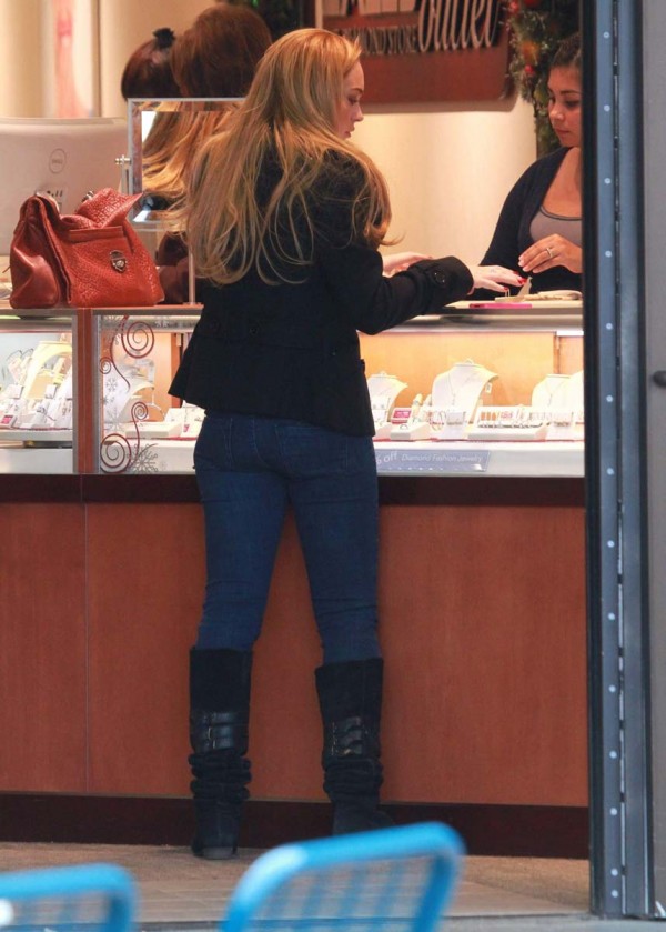 Lindsay Lohan hot booty jeans Lindsay Lohan hot booty jeans