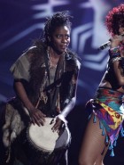 Rihanna hot american music awards