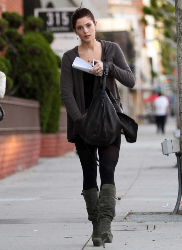 Ashley Greene boobs Ashley Greene boobs