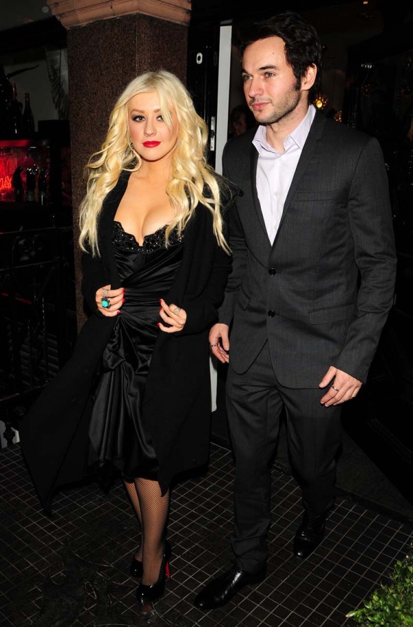 Christina Aguilera boobs