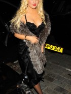 Christina Aguilera boobs