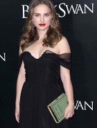 Natalie Portman hot