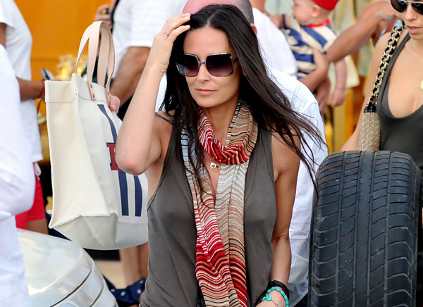 The couple Ashton Kutcher and Demi Moore allegedly faced alot of trouble in The couple Ashton Kutcher and Demi Moore allegedly faced alot of trouble in