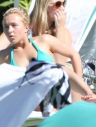 Hayden Panettiere hot bikini