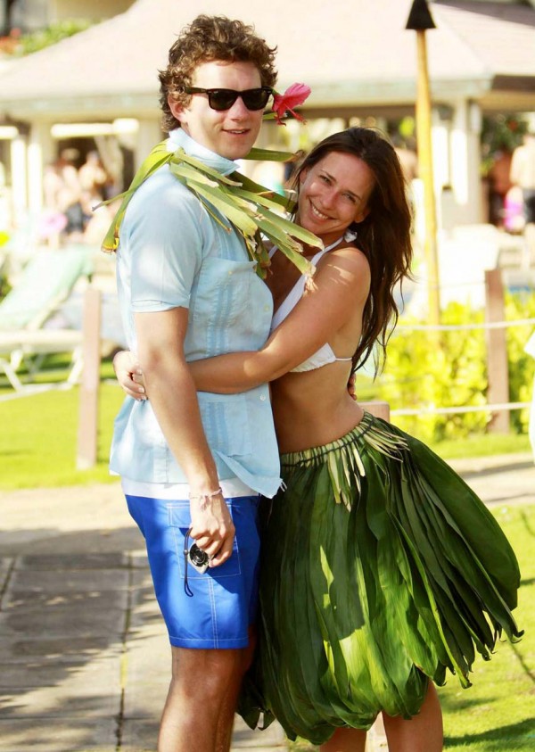 Jennifer Love Hewitt gallery Jennifer Love Hewitt gallery