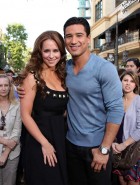 Jennifer Love Hewitt hot cleavage Jennifer Love Hewitt hot cleavage