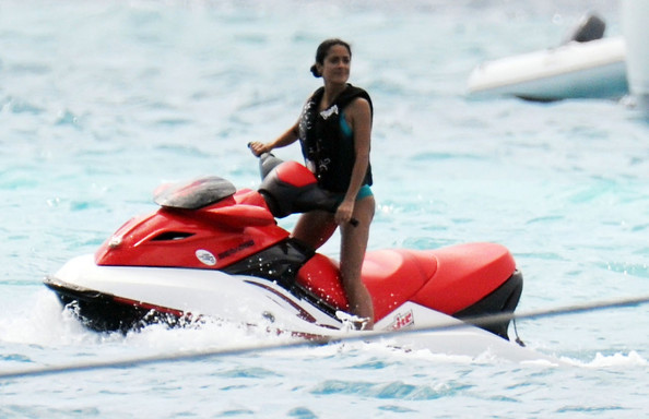 Salma Hayek bikini jet ski