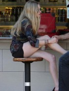 Amanda Seyfried hot legs