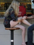 Amanda Seyfried hot legs
