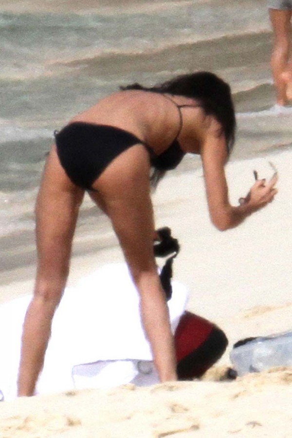 Demi Moore bikini