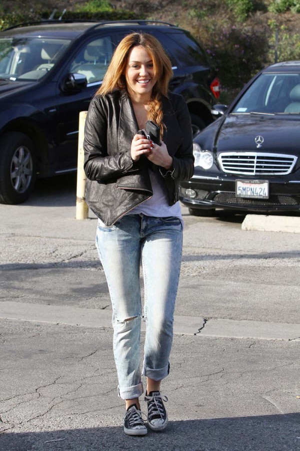 hotmileycyrusphoto3jpg hotmileycyrusphoto3jpg