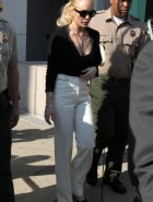 Lindsay Lohan hot in court