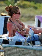 Doutzen Kroes hot in bikini