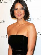 Olivia Munn hot