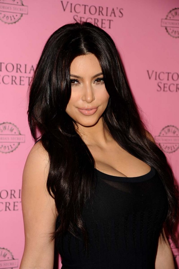 Kim Kardashian busty Kim Kardashian busty